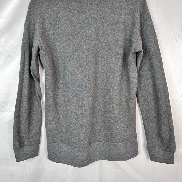 Juicy Couture Sequin Lip Graphic Sweatshirt Gray Pullover Women’s Medium - Picture 7 of 10